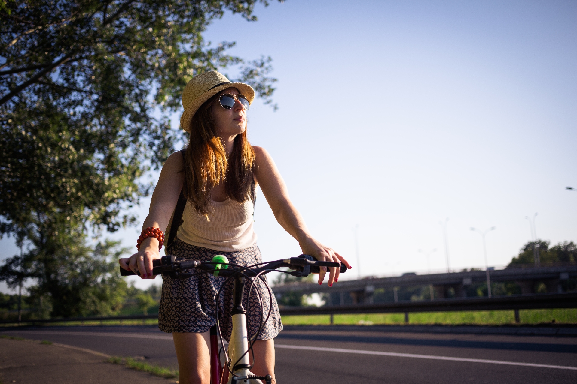 自転車の時速はどれぐらい、女性の自転車速度の目安は？