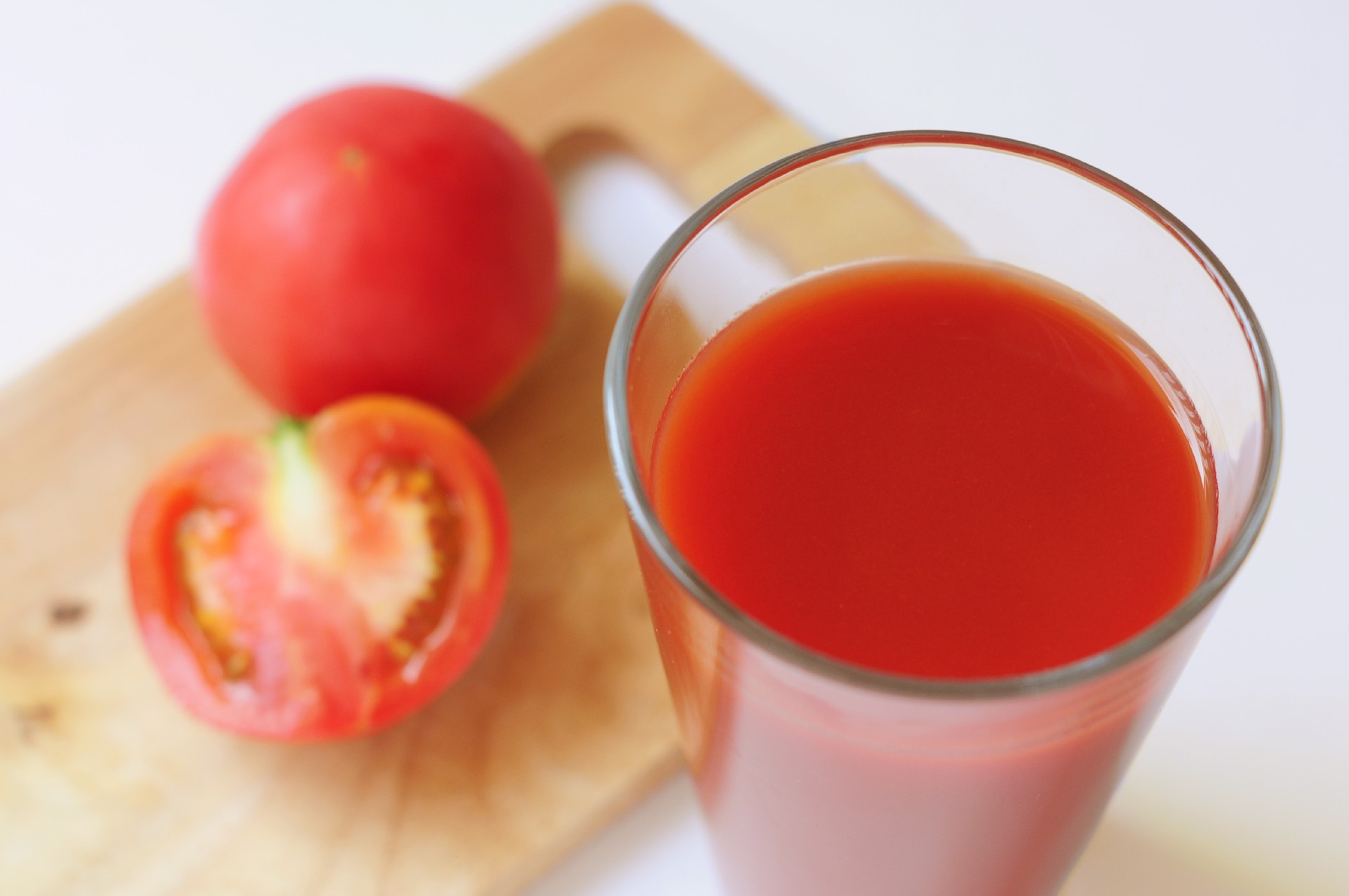 トマトジュースと黒酢の効果～組み合わせてピカイチ