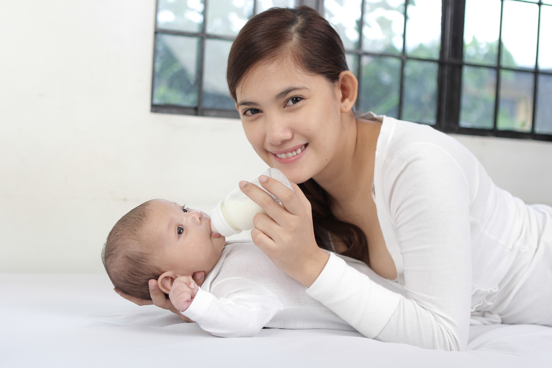 赤ちゃんはよくミルクを吐くけど生後6ヶ月過ぎても吐くの？