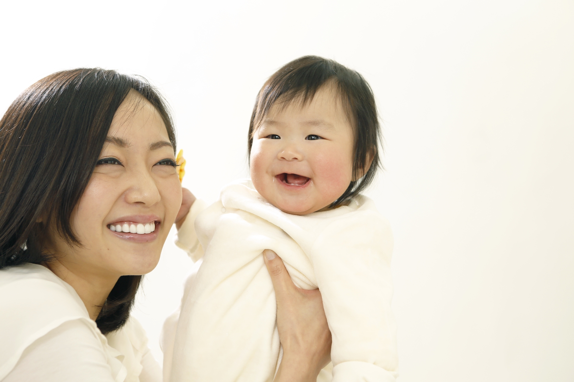 赤ちゃんがかわいいと思う顔の特徴と、かわいさを引き出す法