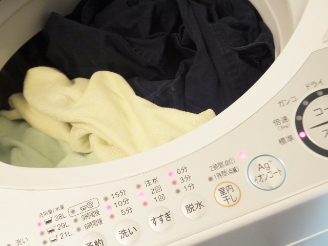 夜の洗濯、音が気になる・・手軽な騒音対策とは？
